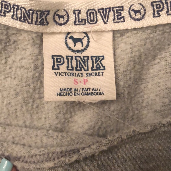 Pink sweater - Picture 2 of 2